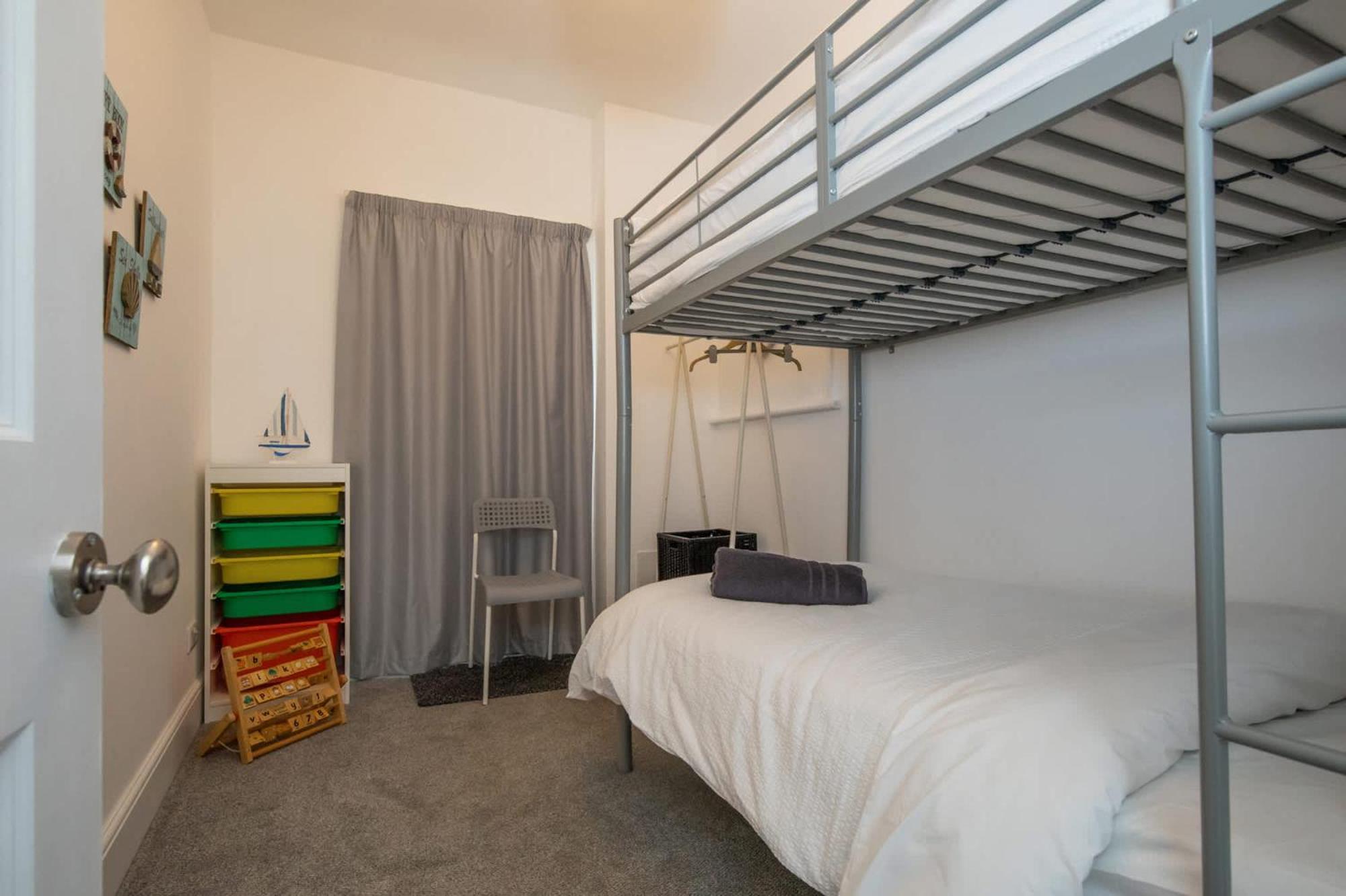Absolute Beachfront With Decked Garden Oasis And Views Bognor Regis Eksteriør billede